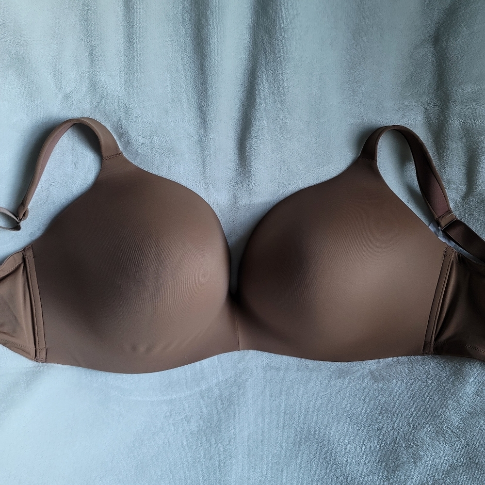 🤎NWT🤎 Uplift Plunge Bra